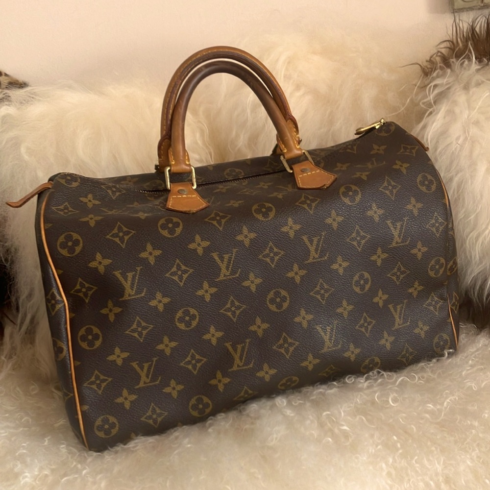 LOUIS VUITTON SPEEDY 35